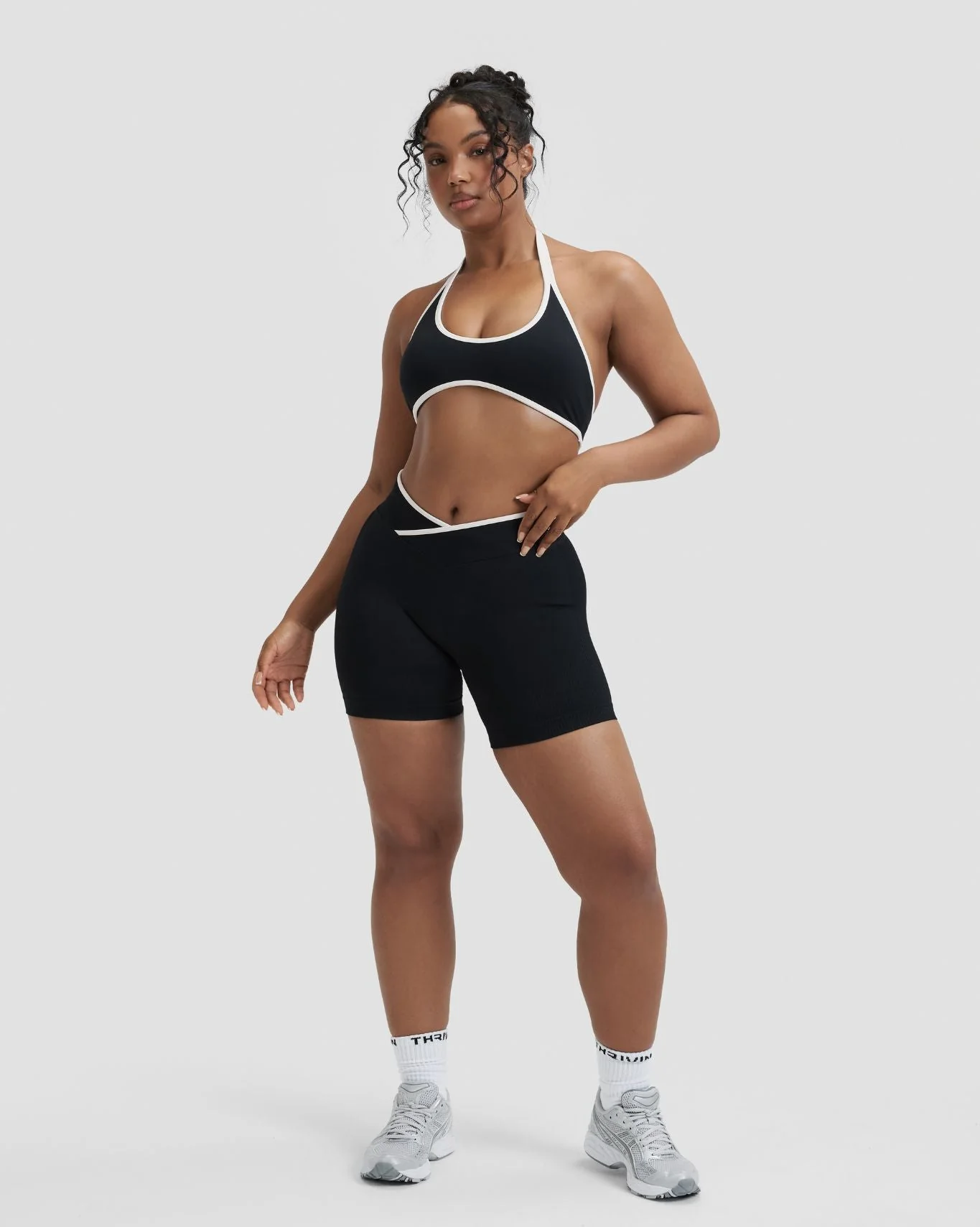 Elevate™ Outline Short Scrunch Shorts | Night Black - Image 6