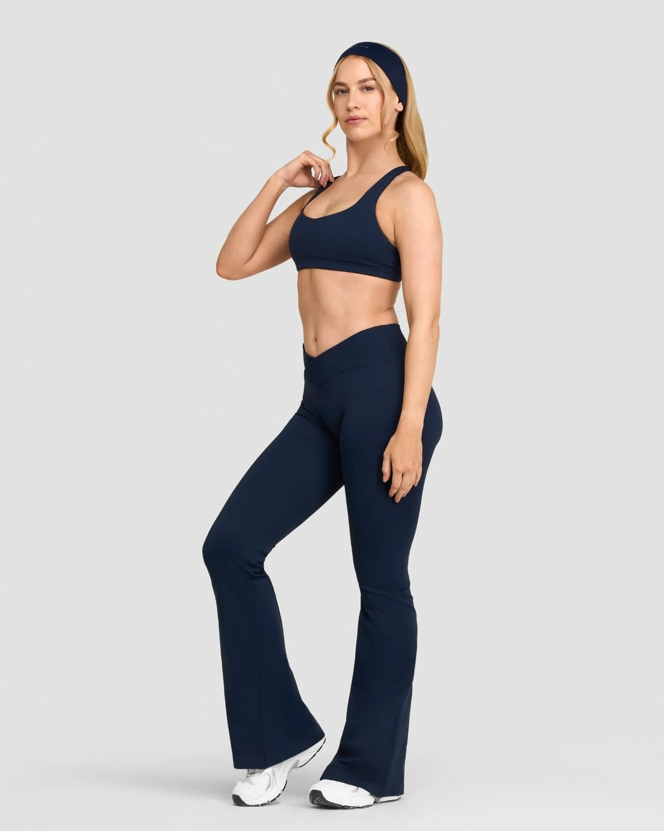 Elevate™ Sculpting Medium Impact Multiway Bra | Midnight Navy - Image 3