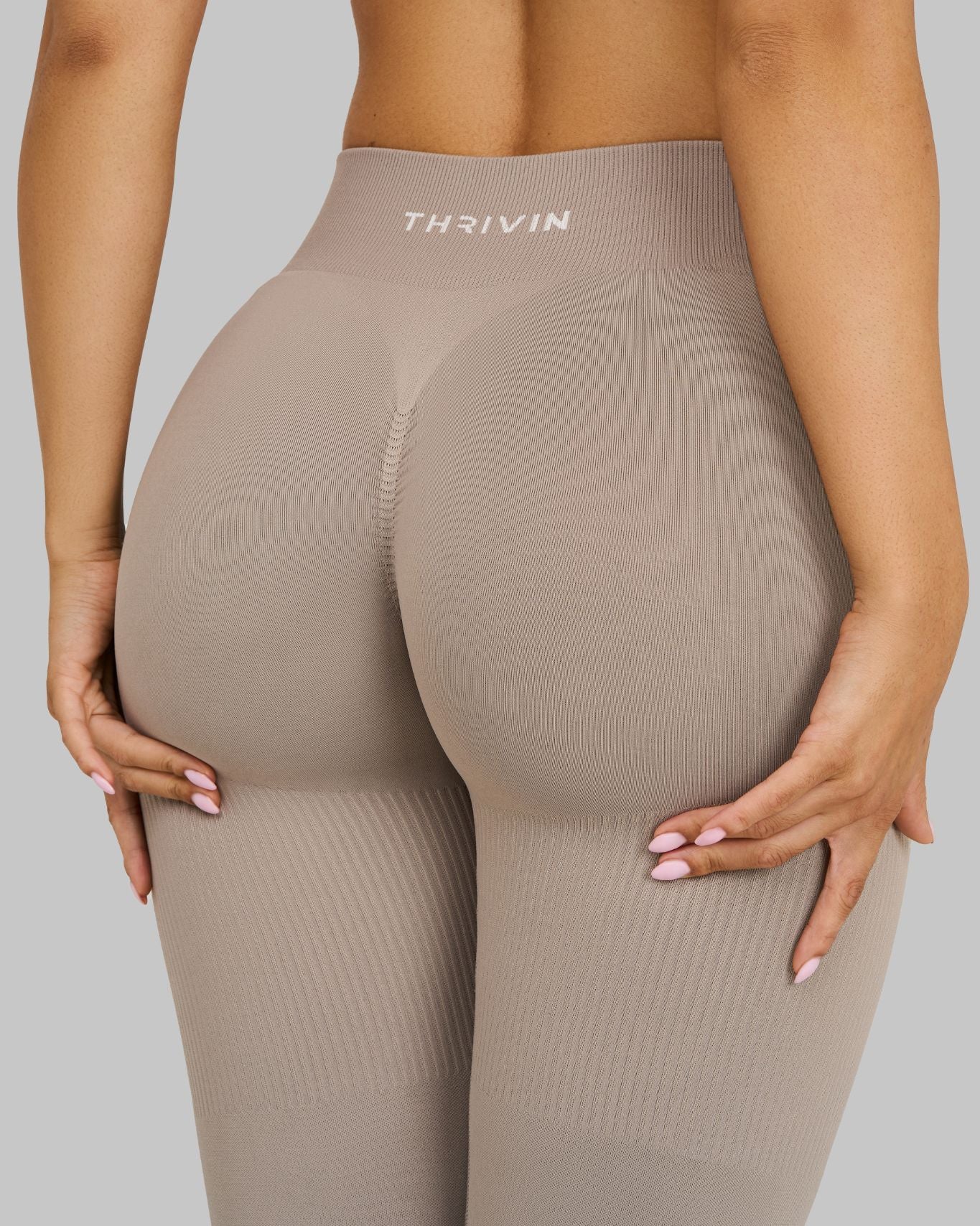 Elevate™ Sculpting Mid Waist Scrunch Leggings | Latte - Image 2