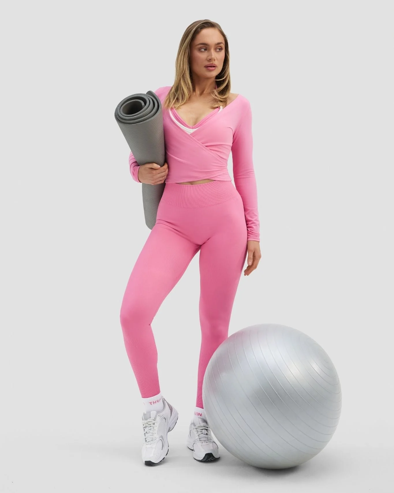 Elevate™ Sculpting Seamless Adjustable Halter Bra | Bubble Pink - Image 7