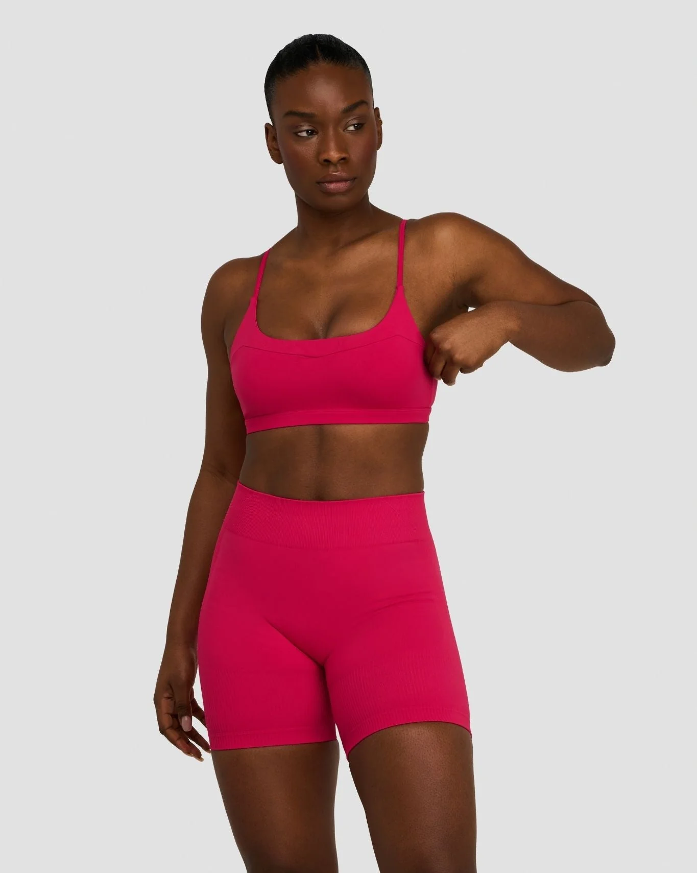 Elevate™ Sculpting Seamless Scoop Neck Bra | Strawberry - Image 3